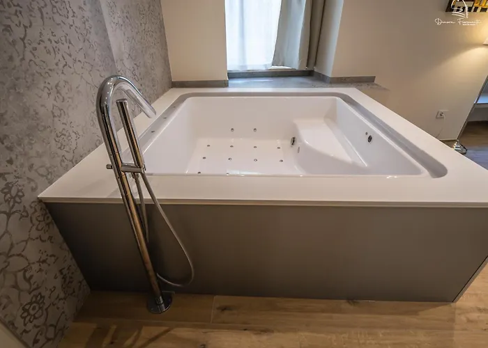 Dimora Fioravante Couette-café